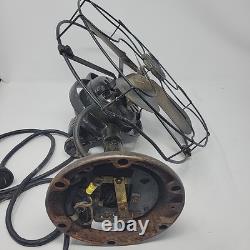 Restauration prête d'un ancien ventilateur à oscillation en laiton GENERAL ELECTRIC de 13 pouces
