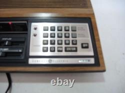 Réveil numérique GE 7-4880 Radio Vintage General Electric Fonctionne, besoin de Cl