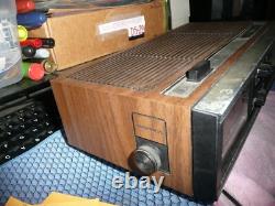 Réveil radio numérique électronique FM/AM General Electric 7-4460C vintage des années 80