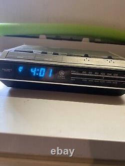 Réveil radio vintage General Electric