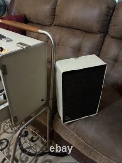 TOURNE-DISQUE STÉRÉOPHONIQUE VINTAGE GENERAL ELECTRIC TRIMLINE300 AVEC CHARIOT, EN ÉTAT DE MARCHE