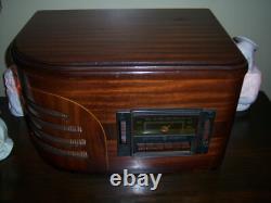 Table de collectionneur de radio à tubes AM avec platine tournante Vtg MCM !