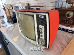 Téléviseur CRT portable noir et blanc rétro rouge General Electric GE M112YRD 10,5 pouces vintage des années 1960