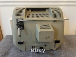 Téléviseur rétro blanc GENERAL ELECTRIC Performance GE 12XB9104V vintage de 1980 fonctionne