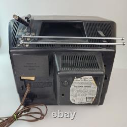 Téléviseur vintage GE General Electric 10 pouces Color Performance, modèle 10AB0405K