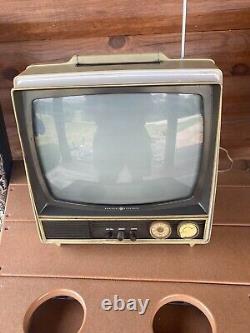 Télévision vintage General Electric GE 12 CRT noir et blanc SF2103BR pour jeux rétro