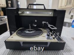Tourne-disque portable vintage General Electric GE Wildcat Il fonctionne