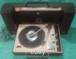 Tourne-disque portable vintage General Electric Wildcat / V936