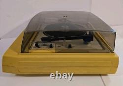 Tourne-disque vintage GE General Electric 8-6550 P380D jaune