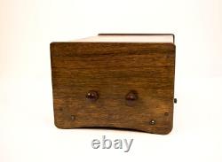 Très belle radio réceptrice à batteries Osram Music Magnet 4 de General Electric Co Ltd. du Royaume-Uni