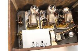 Très belle radio réceptrice à batteries Osram Music Magnet 4 de General Electric Co Ltd. du Royaume-Uni