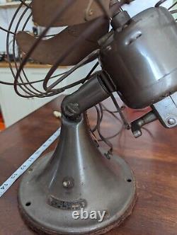 VIDÉO Ventilateur vintage de travail des années 1930 GE General Electric sur bureau Antique à tête pivotante