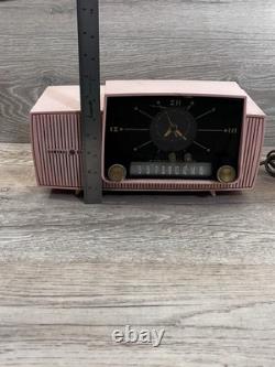 VTG Travaille GE General Electric Modèle C-416 Radio de Tube AM Rose PIÈCES UNIQUEMENT
