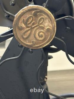 Ventilateur Électrique Vintage General Electric AOU AK-1 des Années 1930 en Bon État de Fonctionnement