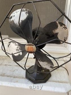 Ventilateur Électrique Vintage ou Antique GE General Electric Trade Wind Oscillant