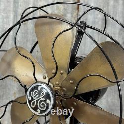 Ventilateur General Electric vintage fonctionnel 13 à cage à pales en laiton, oscillant, 3 vitesses