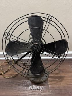 Ventilateur Général Électrique Vintage, Non Testé, Nécessite un Rééquipement, En l'État, Décor Antique