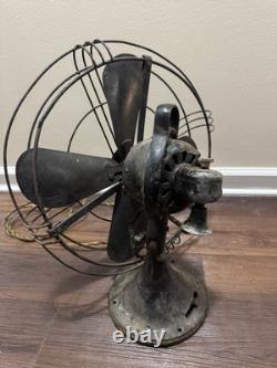 Ventilateur Général Électrique Vintage, Non Testé, Nécessite un Rééquipement, En l'État, Décor Antique