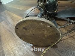 Ventilateur Général Électrique Vintage, Non Testé, Nécessite un Rééquipement, En l'État, Décor Antique