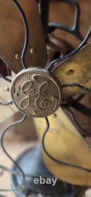 Ventilateur Vintage Ge General Electric Cage en Lame de Laiton Fonctionne Très Bien 17