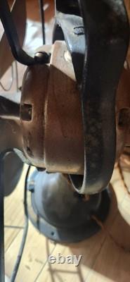 Ventilateur Vintage Ge General Electric Cage en Lame de Laiton Fonctionne Très Bien 17