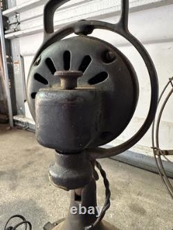 Ventilateur antique General Electric Type AOU AC1 16 à 3 vitesses vintage pour pièces dans l'état où il se trouve