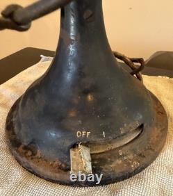 Ventilateur antique à six pales GE 1901. Fonctionne. 45 cm de haut, 33 cm de cage.