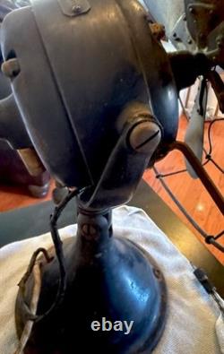 Ventilateur antique à six pales GE 1901. Fonctionne. 45 cm de haut, 33 cm de cage.