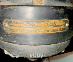 Ventilateur antique à six pales GE 1901. Fonctionne. 45 cm de haut, 33 cm de cage.