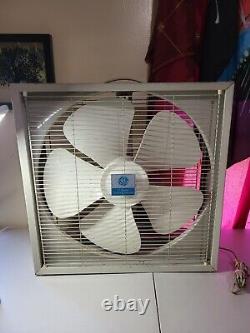 Ventilateur de boîte vintage General Electric GE à 3 vitesses réversible électriquement F11W23 FONCTIONNE