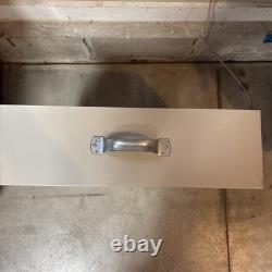 Ventilateur de boîte vintage General Electric GE à 3 vitesses, réversible électriquement. Fonctionne très bien.