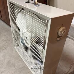 Ventilateur de boîte vintage General Electric GE à 3 vitesses, réversible électriquement. Fonctionne très bien.