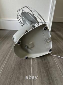 Ventilateur de bureau en métal oscillant General Electric des années 1950 (gris)