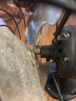 Ventilateur de bureau oscillant GE 12 General Electric des années 1930 Modèle 49X491 3 vitesses