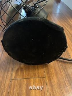 Ventilateur de bureau oscillant GE 12 General Electric des années 1930 Modèle 49X491 3 vitesses