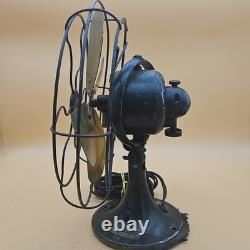 Ventilateur de bureau oscillant antique vintage GE General Electric à 4 pales en laiton, en fonte