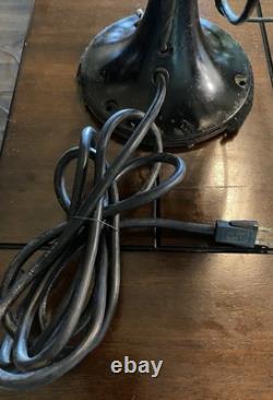 Ventilateur de bureau oscillant silencieux GE No. 49X723 vintage vers 1940, en état de marche