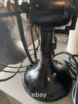 Ventilateur de bureau oscillant silencieux GE No. 49X723 vintage vers 1940, en état de marche