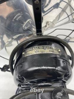 Ventilateur de bureau oscillant vintage General Electric d’avant-guerre, modèle 49x491, 12 pouces, 3 vitesses