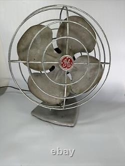 Ventilateur de bureau vintage General Electric GE 12 en parfait état de marche