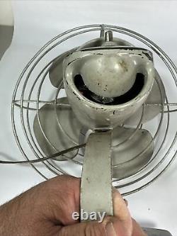 Ventilateur de bureau vintage General Electric GE 12 en parfait état de marche