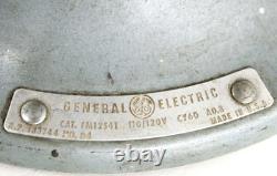 Ventilateur de sol de bureau oscillant Vintage MCM Ge General Electric Modèle Fm12s41 Nice