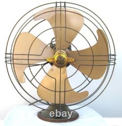 Ventilateur électrique vintage General Electric, antique des années 50. État A+, fonctionne bien.