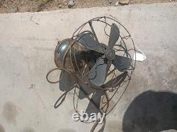 Ventilateur en laiton General Electric Whiz antique à vitesse unique, pales de 4,5 pouces, fonctionne, Art Déco