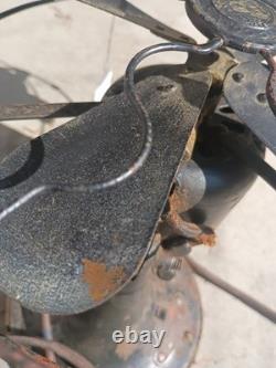 Ventilateur en laiton General Electric Whiz antique à vitesse unique, pales de 4,5 pouces, fonctionne, Art Déco