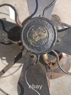 Ventilateur en laiton General Electric Whiz antique à vitesse unique, pales de 4,5 pouces, fonctionne, Art Déco