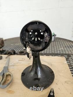 Ventilateur en laiton de 9 pouces Vintage General Electric Whiz restauré