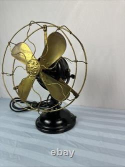 Ventilateur en métal antique GE en laiton à 4 pales et 3 vitesses General Electric EN BON ÉTAT Vintage