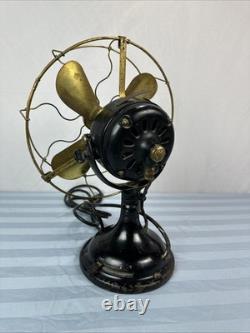 Ventilateur en métal antique GE en laiton à 4 pales et 3 vitesses General Electric EN BON ÉTAT Vintage