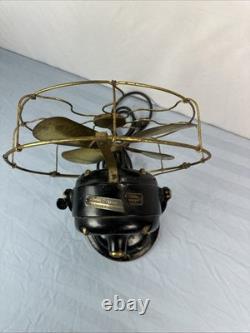 Ventilateur en métal antique GE en laiton à 4 pales et 3 vitesses General Electric EN BON ÉTAT Vintage